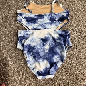COPY - Adorable girl swimsuit